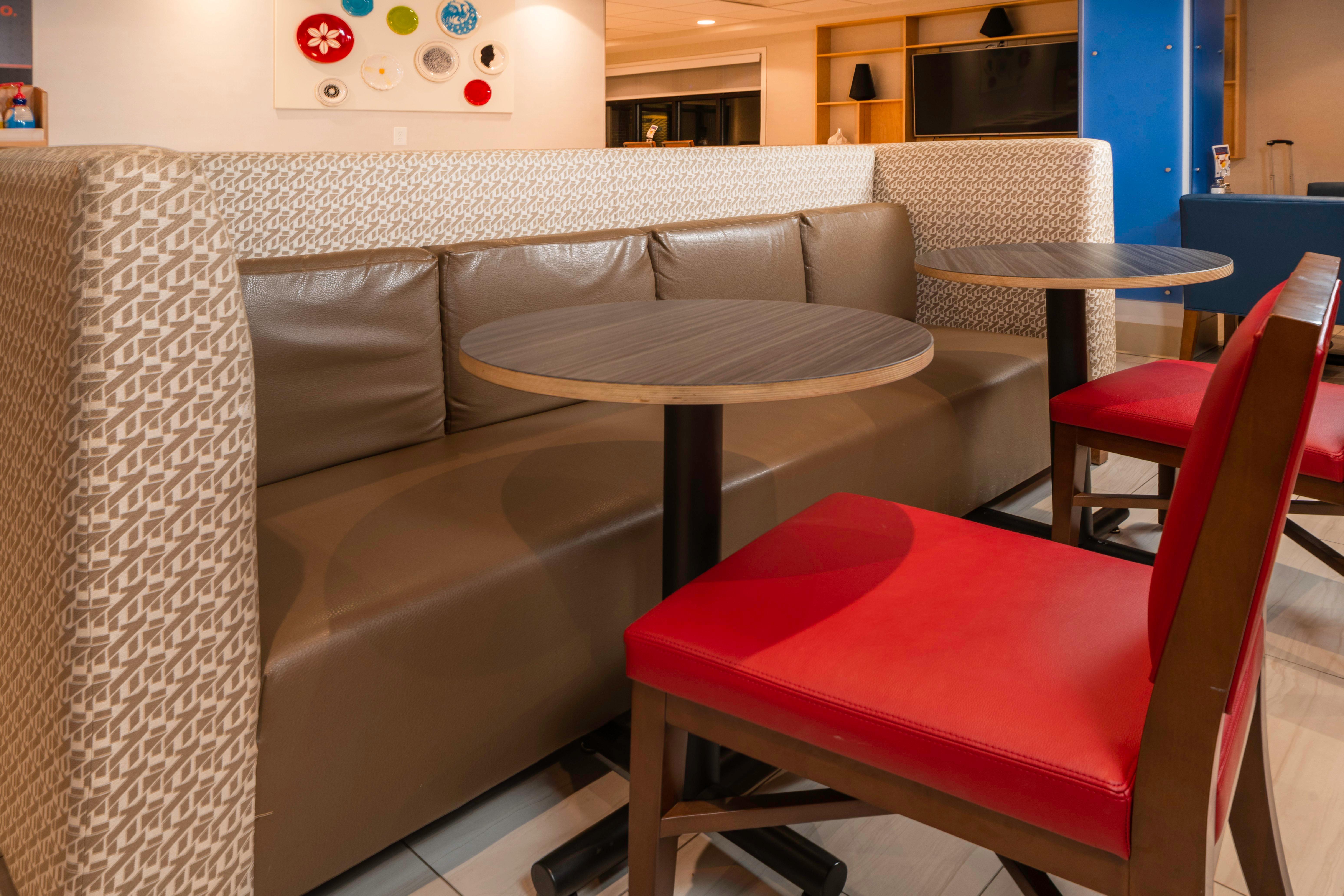 Holiday Inn Express Rochelle By Ihg Extérieur photo