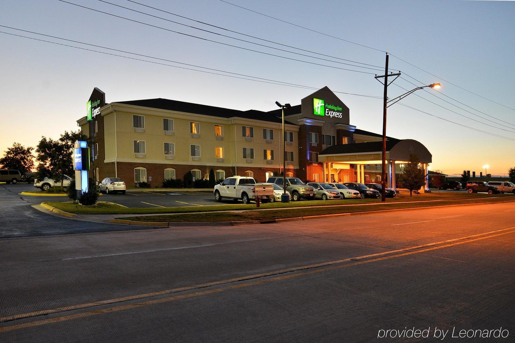 Holiday Inn Express Rochelle By Ihg Extérieur photo