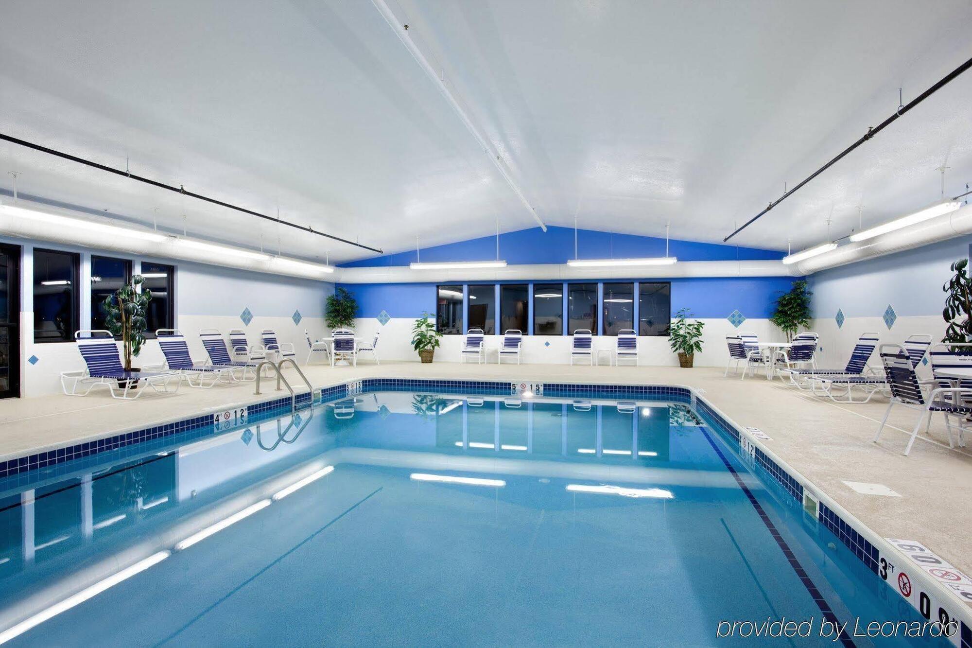 Holiday Inn Express Rochelle By Ihg Extérieur photo